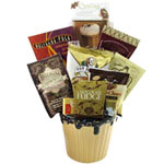 Pamper your loved ones by sending them this Savory......  to Quesnel