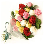 Blooming Bouquet of 18 Mixed Roses