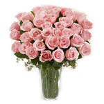 Send this Touching Vase with 36 Pink Roses to your......  to Valparaiso