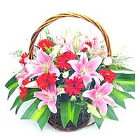 5 pink perfume lilies, 12 red gerberas, 6 white rose. match green leaves. (The p...