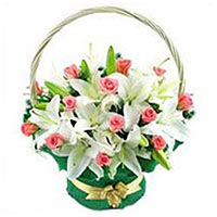 Pamper your loved ones by sending them this Pretty Unending Passion Floral Baske...