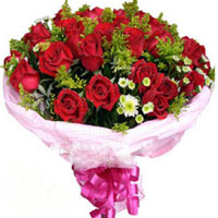 29 red roses, match greenery, little daisies, pink...