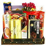 Pamper your loved ones by sending them this Classi...