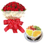 Delightful Bunch of 24 Red Roses with Milk Fruits Cake