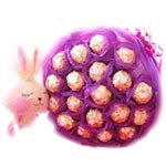Appealing Cute Rabbit with 16 Pieces Ferrero Rocher Chocolate