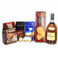 Versatile Hennessy V.S.O.P and Gourmet Delight Gift Hamper