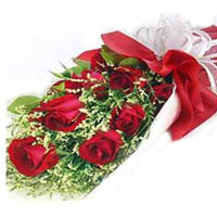 Reach out for this Classic Romance Red Rose Bouque...