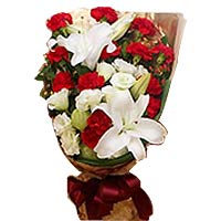 12 red carnations, 9 white roses, 1 perfume lily, ......  to Wuwei