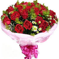 29 red roses, match greenery, little daisies, pink......  to Jiangyan