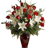 16 red roses, 3 white perfume lilies, match greene......  to Baoding