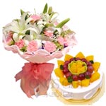 Send this exclusive gift of Amazing Cake with Flow......  to Fuding