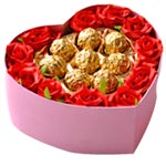 Send this present of Delicious Gift of 11 Red Rose......  to Lintong