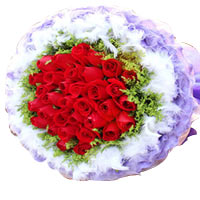 Pamper your loved ones by sending them this Elegan......  to Nanhai