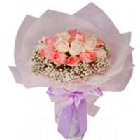 Lovely Big Smile Bunch of Roses<br/><br/><br/><br/>