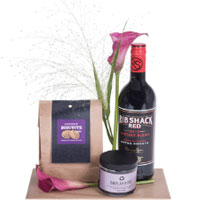 Artistic Total Elegance Wine n Chocolate Gift Set