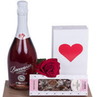 Lovable Chocolate n Wine Delight Gift Pack
