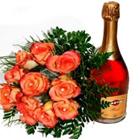 A lovely romantic gift Pink Martini Asti sparkling...