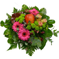 Tie all bouquets of fresh flowers after receiving the order...