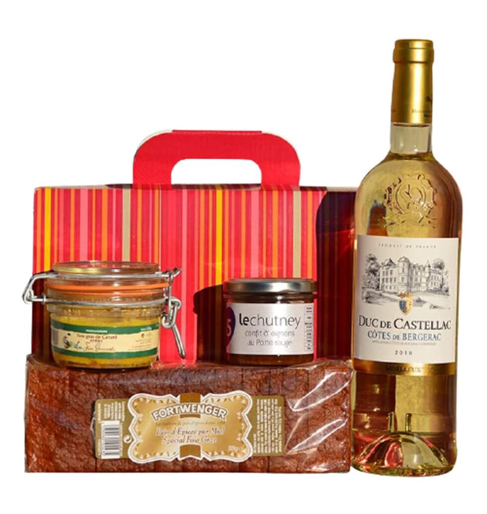 This Gourmet basket contains foie gras, wine, ging...