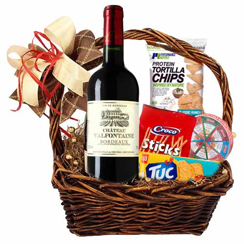 Spicy-Sweet French Wine N More Treat Hamper