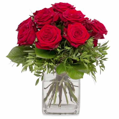 A fabulous gift for all occasions, this Enchanting Bouquet of Red Roses spreads ...