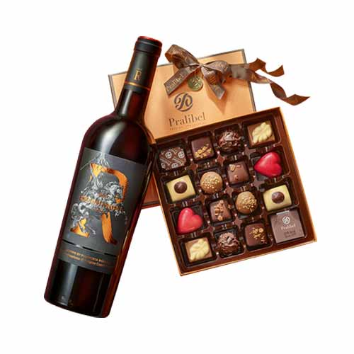 Finest Chocolate N wine Combo for Christmas