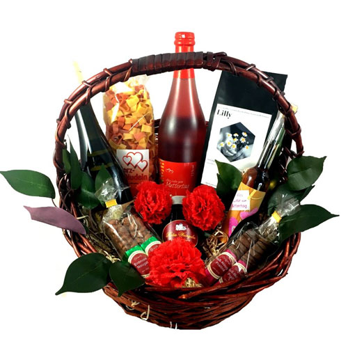 Send the person conquering your dreams and thoughts this Attractive Basket of Ch...