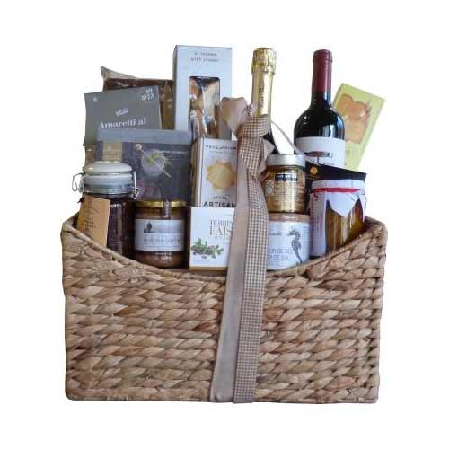 Charming Food Gift Basket with Wine N Champagne
