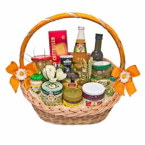 Classy Gourmet Basket Full of Amazing Products