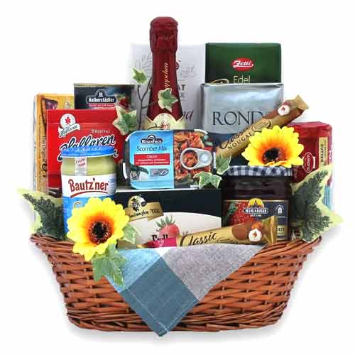 Lovable Gift Basket filled with Wine N Delicacy