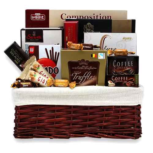 Let your loved ones blush in the colors this Warm Thoughts Gourmet Gift Basket w...