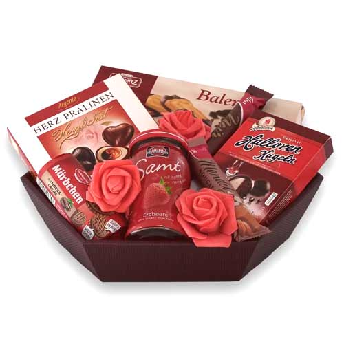 Bewitching Tear N Share Crunchy Gift Basket