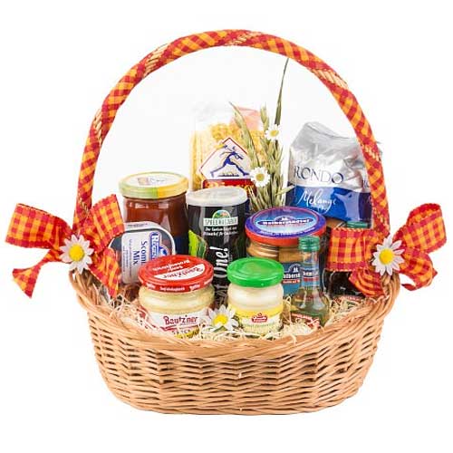 Present online this Lovely German Gift Basket of L...