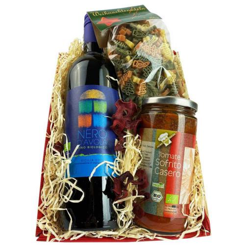 The Christmas hamper is the perfect gift for all w...