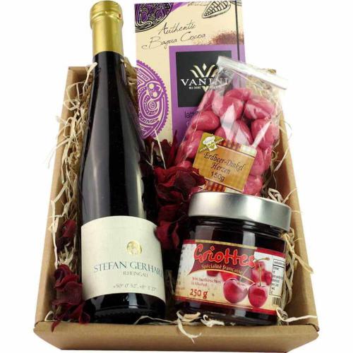 Enjoy the taste of chocolate, wine and fruit throu...