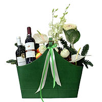 Bag in green with 2 wine and flowers created by An......  to Lassithiou