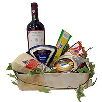 Gourmet gift baskets traditional Greek style with ......  to Lefkadas