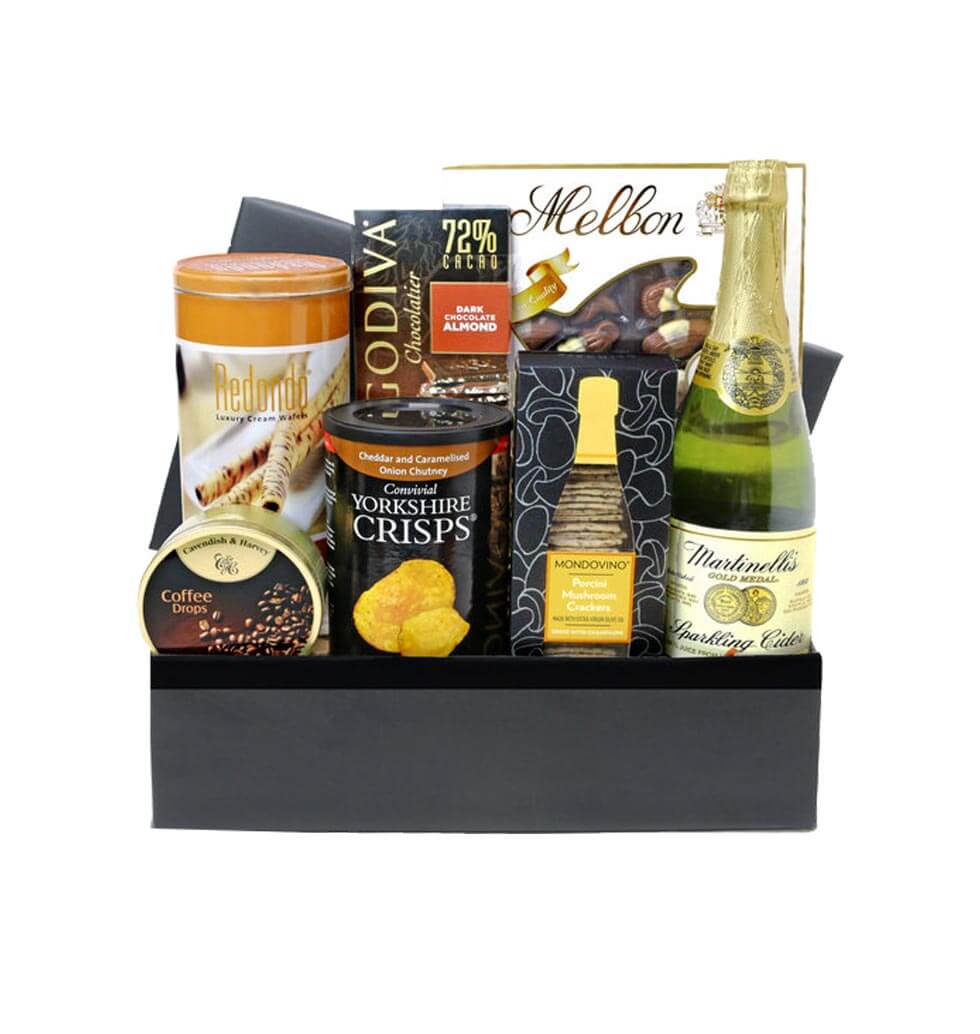This novelty gift hamper consisting of Lindt Lindo...