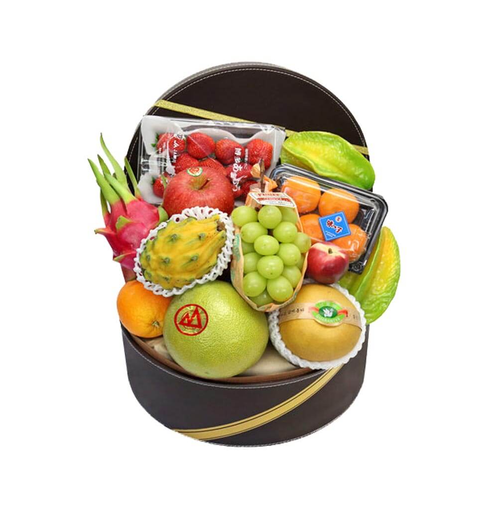 The fruit basket including Pomelo, Japanese Amaou ......  to Sai Kung