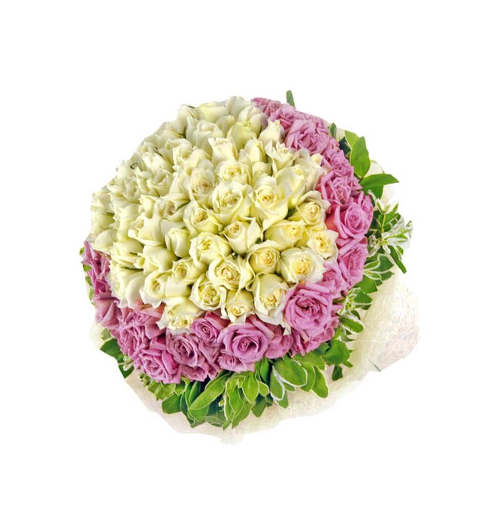 Our 101 Purple and White roses arrangement is a wo......  to Wang Tau Hom_HongKong.asp