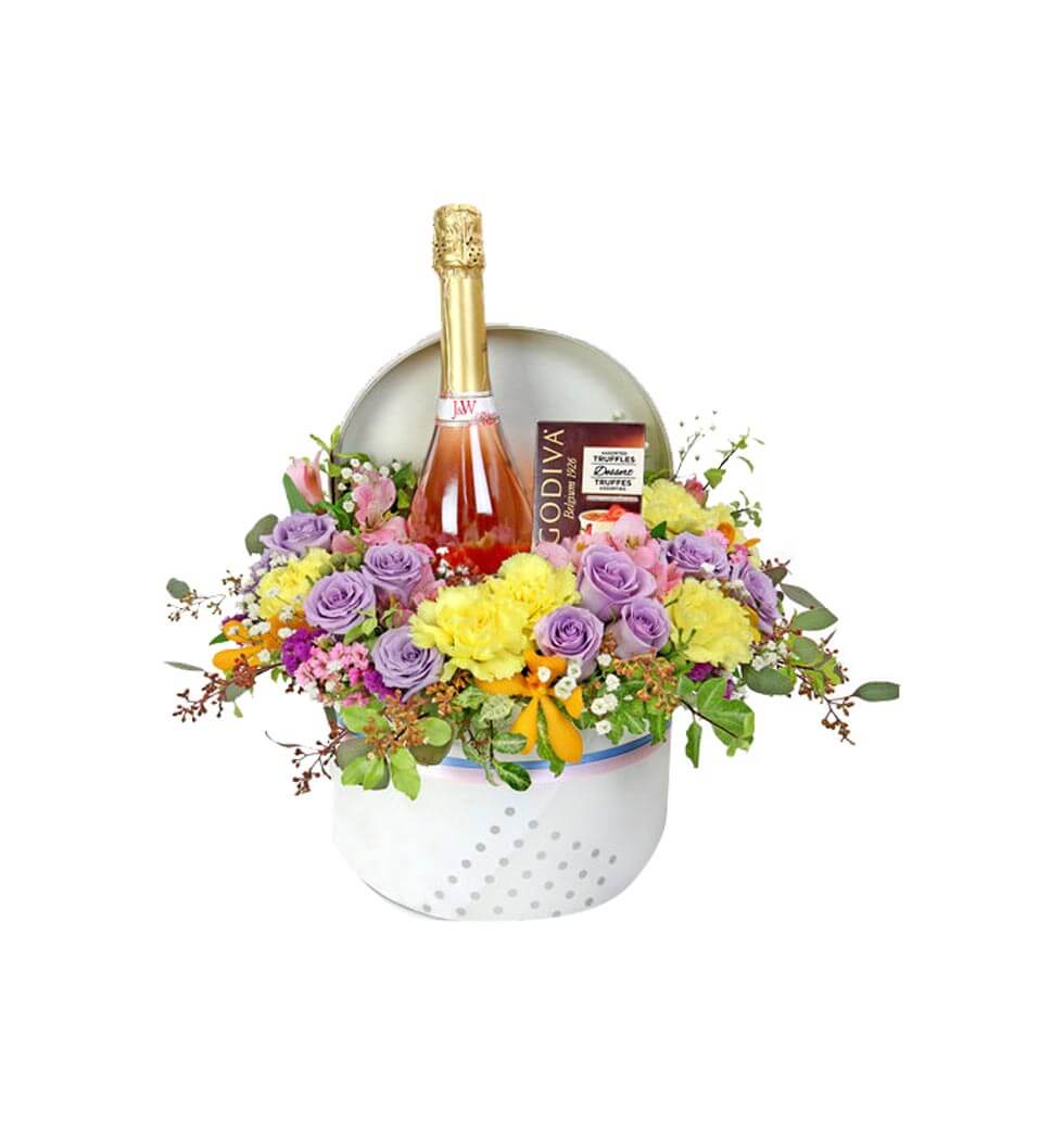 This flower standing basket, made of roses pink fl......  to Tap Mun