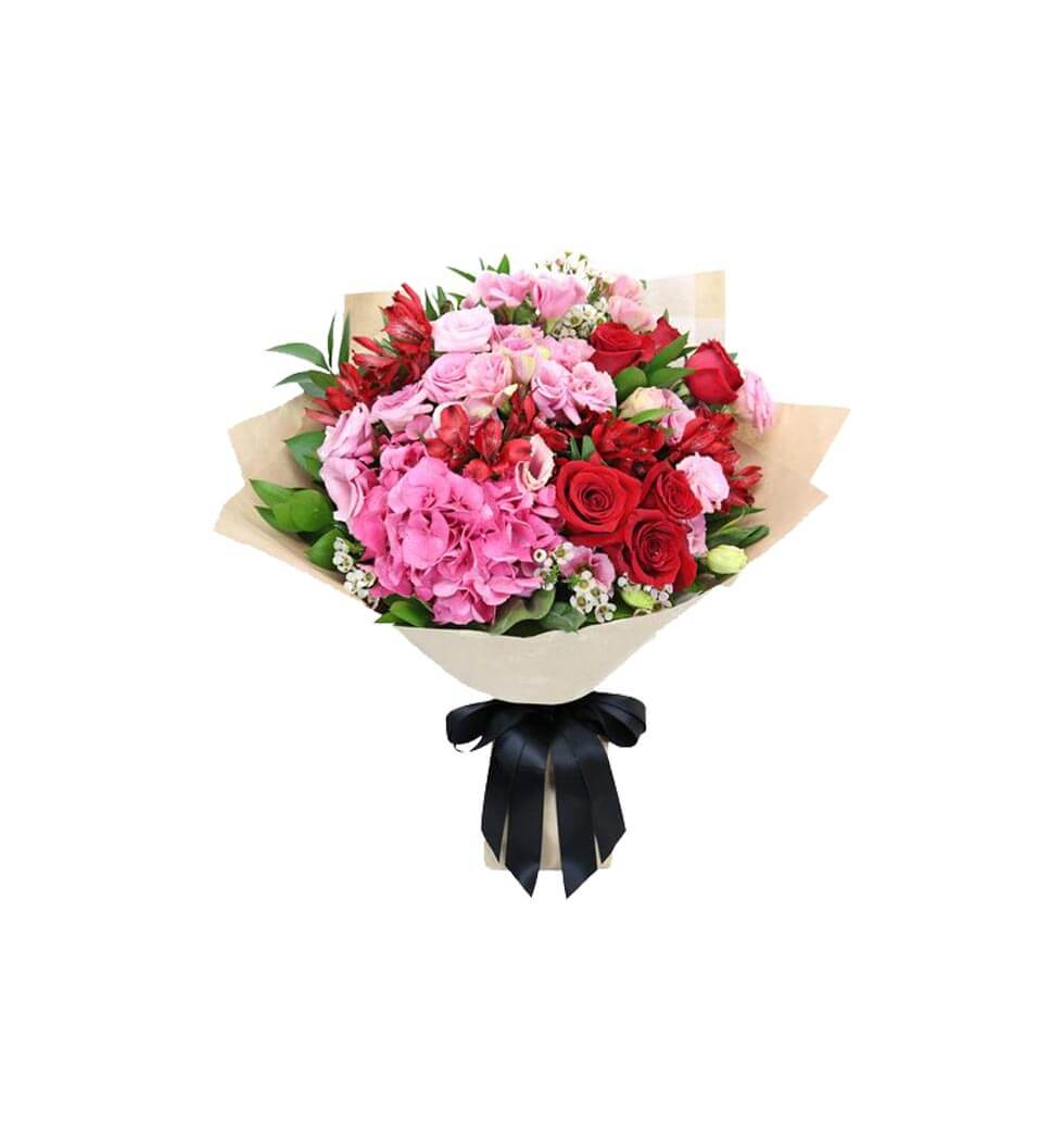 Send your love in style with this gorgeous flower bouquet. Perfect for the occas...