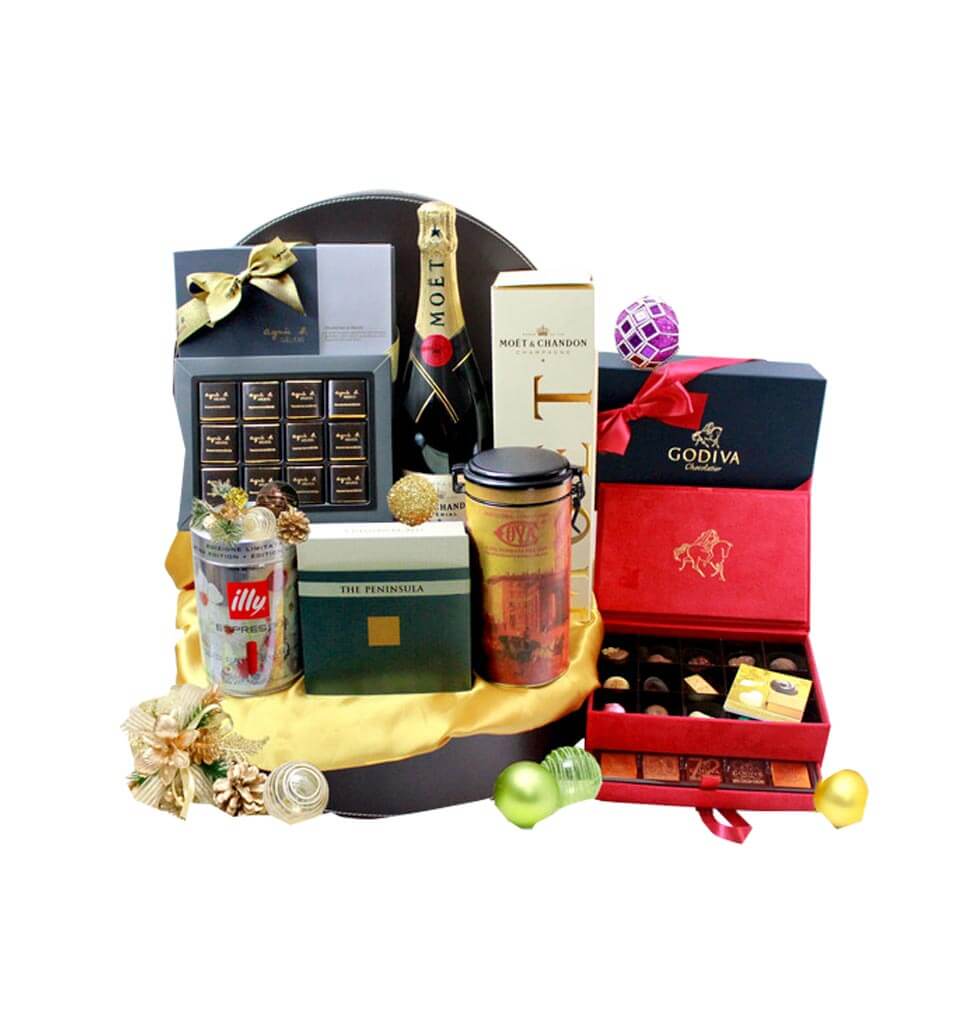 This gift box includes a very elegant Moet & Chand...