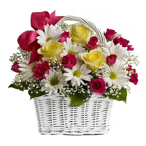 Heavenly Mixed Flower Arrangement with Romantic Thrill