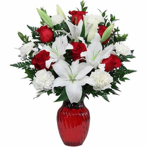 Distinctive Blooming Beauty of 6 Roses and 5 White Lilies Bouquet