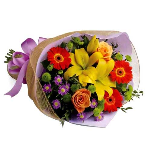 Captivating Bouquet of Mixed Flowers