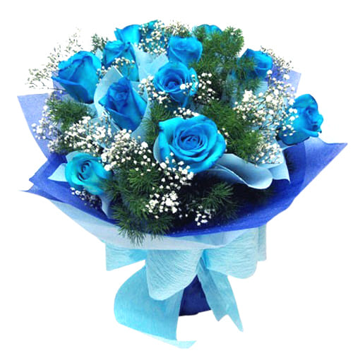 Precious 12 Blue Roses Bouquet with Exclusive Decoration