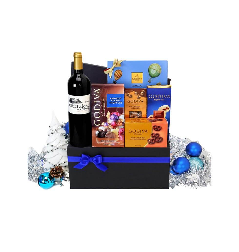 The Godiva Christmas Hamper M3 contains a combinat...