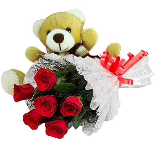 Gorgeous Bouquet of Heartiest Love with Teddy