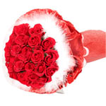 Attention-Getting Love Feathers with Free Mylar Ballons for Valentines Day